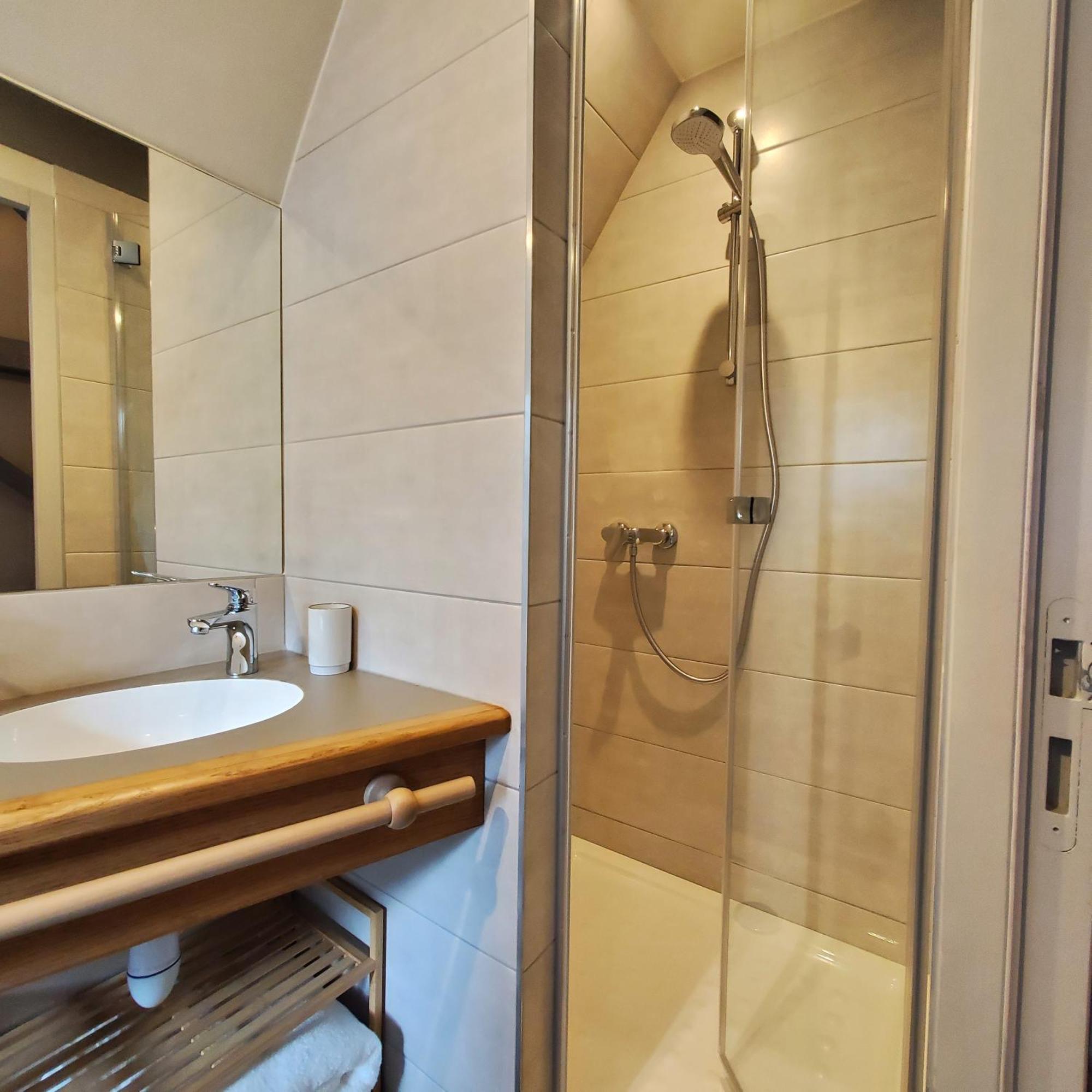 Les 7 Freres Aparthotel Monestier-de-Clermont ภายนอก รูปภาพ
